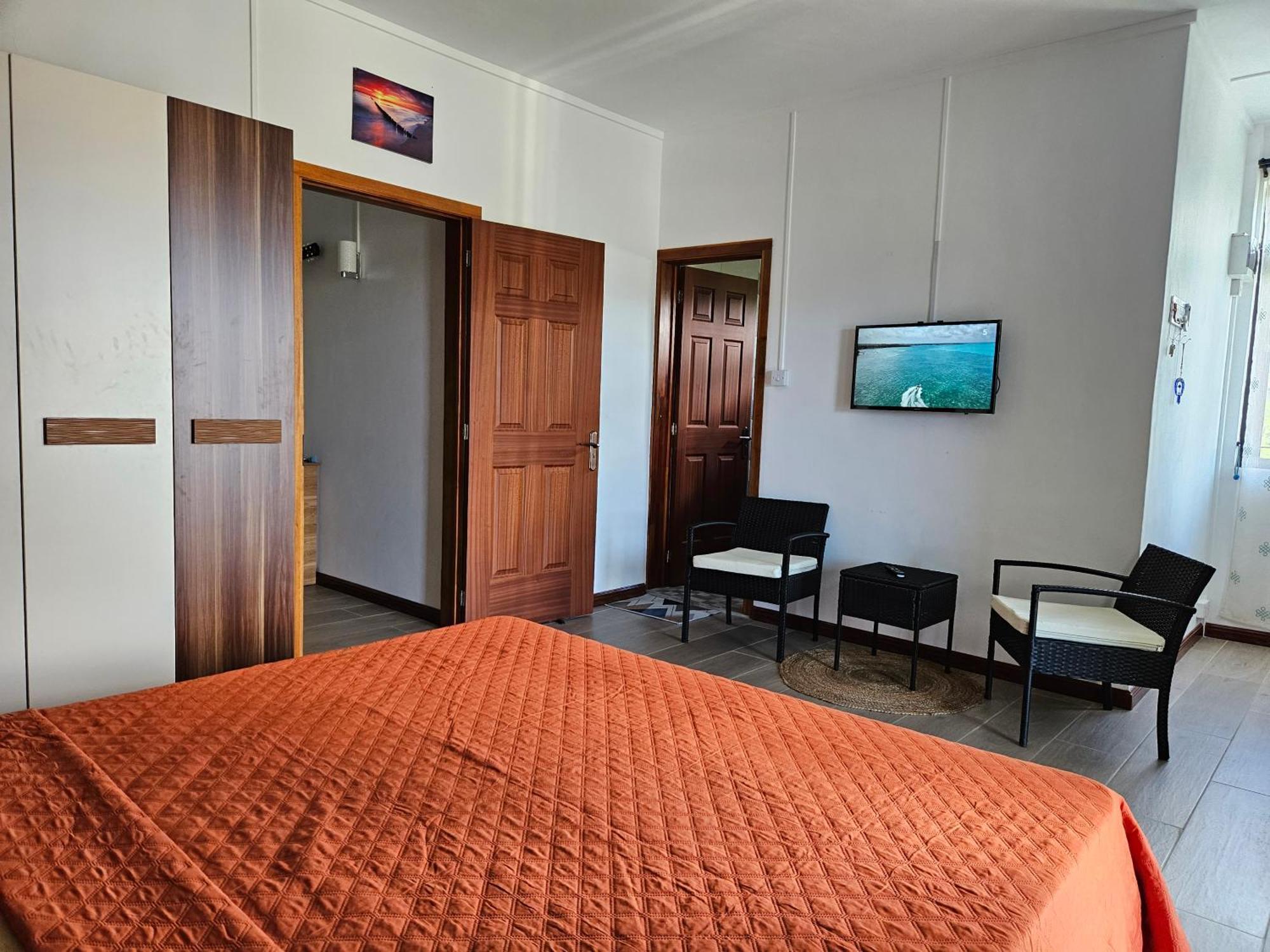 Villa Aahana - Flic En Flac Bagian luar foto