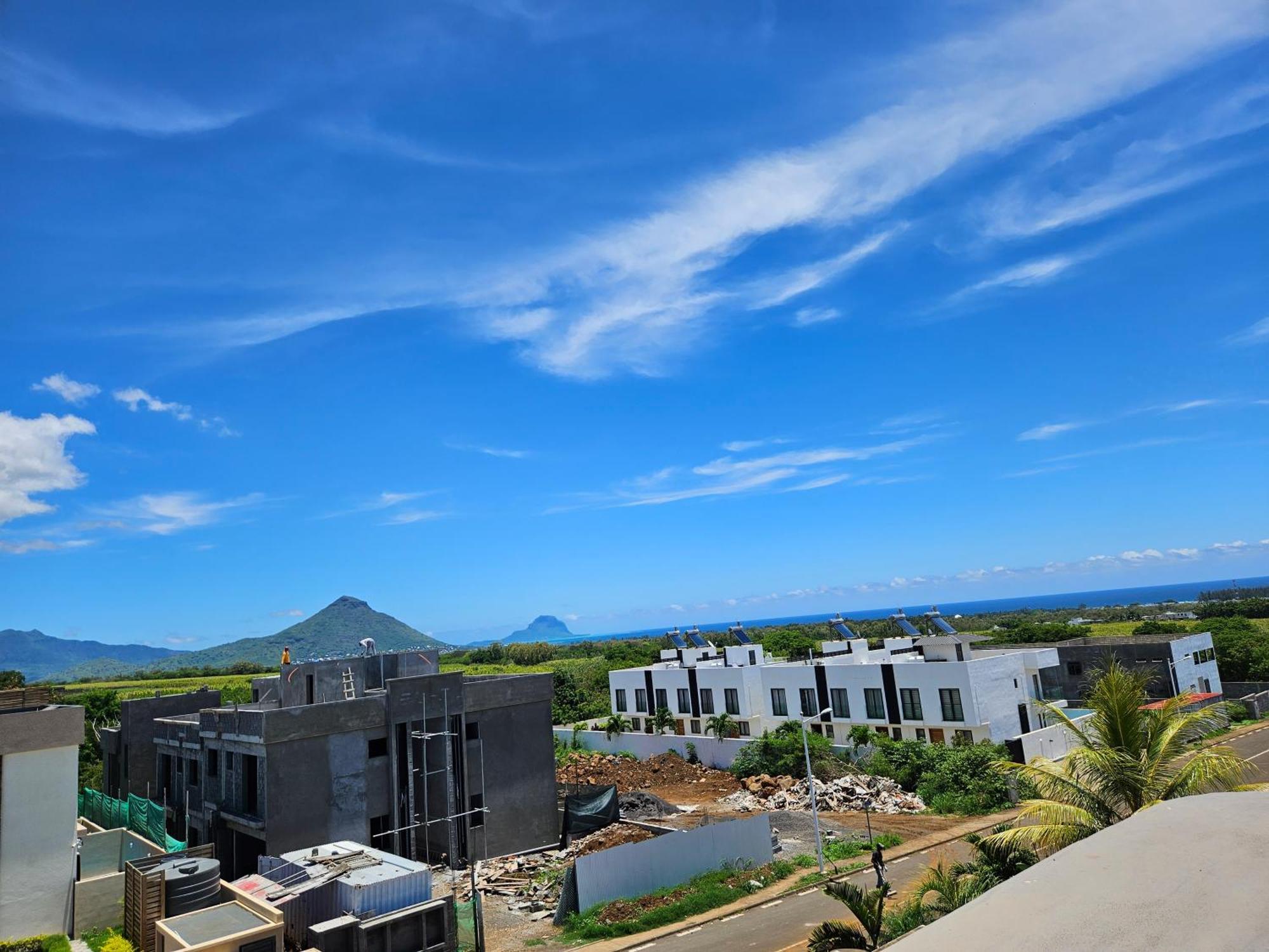 Villa Aahana - Flic En Flac Bagian luar foto